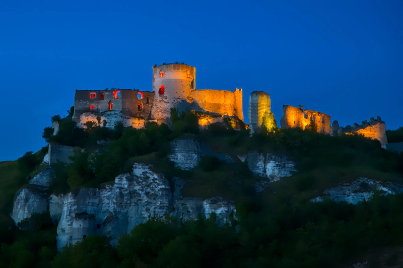 The siege of Château Gaillard between September 1203 and March 1204 is a good example of determined attackers exploiting a weakness in the defenders' threat model. As the story has it, a French soldier clambered up the latrine chute and let in his compatriots to take over the castle. Photo (c) Lari Huttunen.